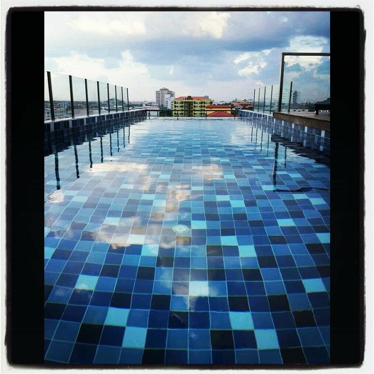 The September Salaya Hotel Exterior photo