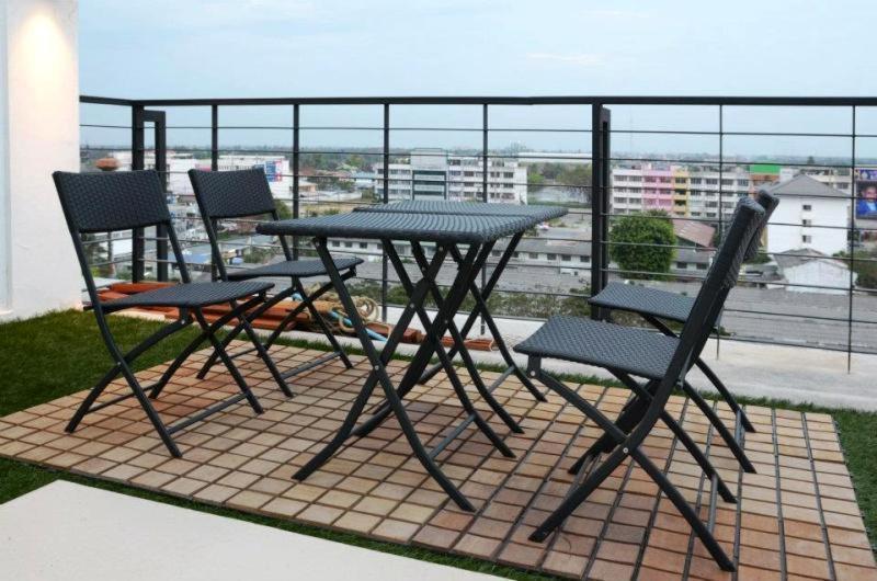 The September Salaya Hotel Exterior photo